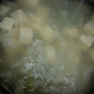 創味シャンタンで♡豆腐と大根のスープ
